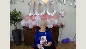 Linlithgow care home Resident celebrates 100th birthday